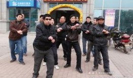 营山农民工讨薪新闻爆料,维权之路艰难，社会关注聚焦