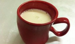 爆料奶昔怎么吃好吃视频,跟着视频学吃出健康与美味