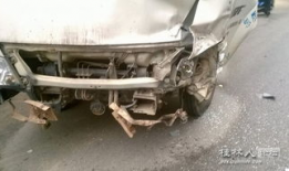 新闻爆料时出车祸