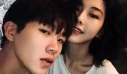 情侣爆料不生气李鑫视频,揭秘甜蜜背后的温馨瞬间