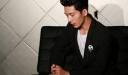 井柏然爆料郑恺的视频